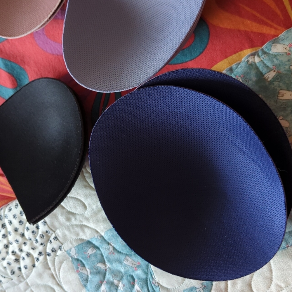 Sports bra padding - Picture 2 of 4